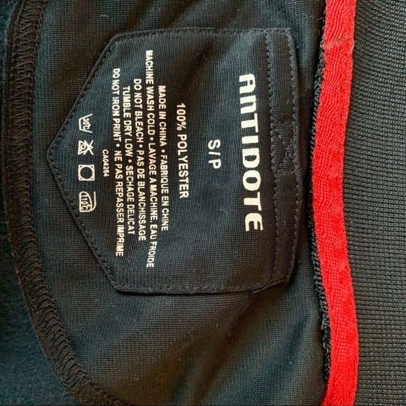 🌈 5/$25 1970's inspired Athleisure full zip track style fitted jacket - Picture 6 of 12